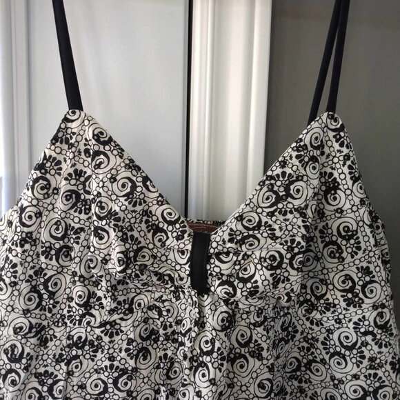 Jessica Strap Dress Eyelet Fabric - Picture 2 of 5